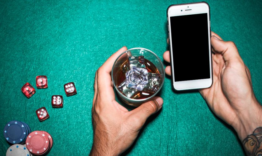 Cassinos online: os riscos escondidos por trás da promessa de ganhar dinheiro em casa